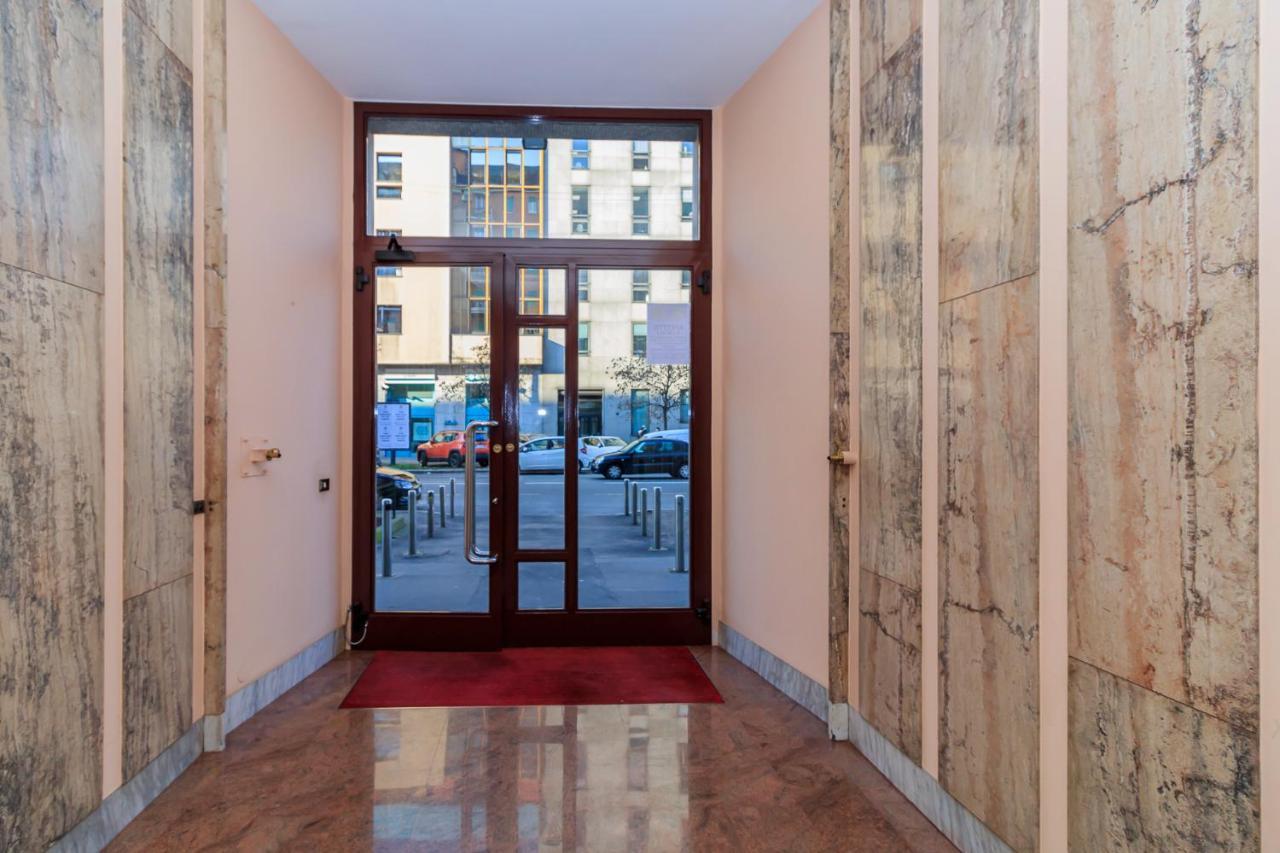 Ferienwohnung Joivy Cosy 1Bed Flat In Fiera, Mailand Exterior foto