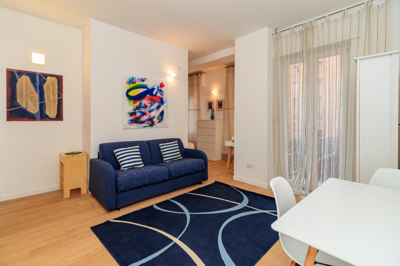 Ferienwohnung Joivy Cosy 1Bed Flat In Fiera, Mailand Exterior foto